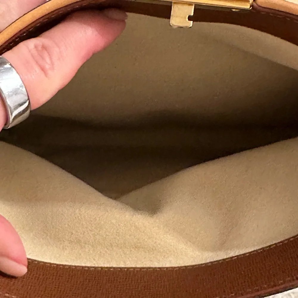 Louis Vuitton Brown and Tan Monogram Clutch - Picture 9 of 13